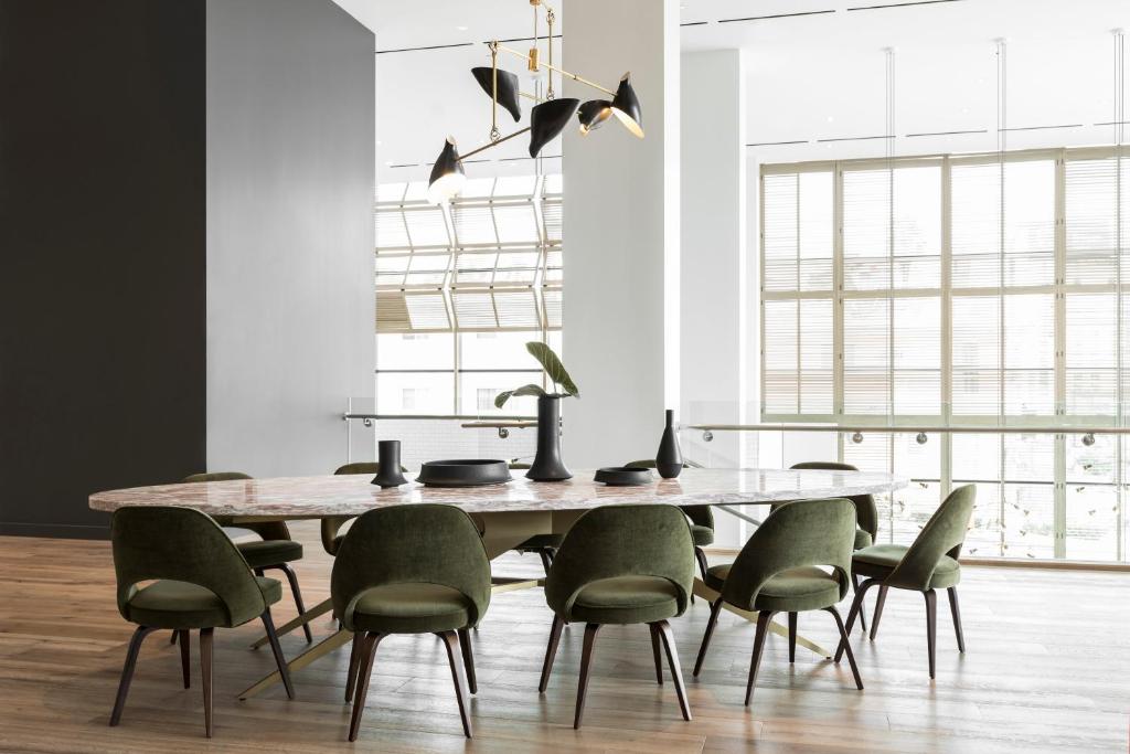 Kimpton Everly Hotel