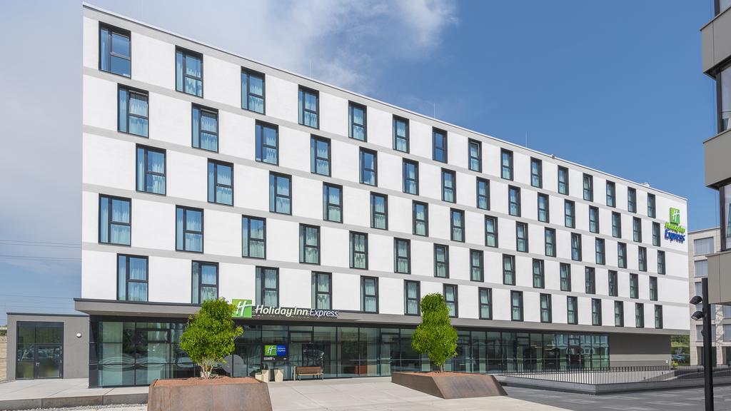 Premier Inn Freiburg City Sud hotel (Formerly Holiday Inn)