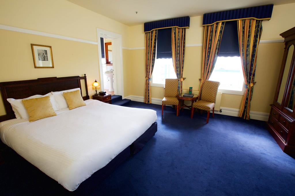 The Carrington Hotel