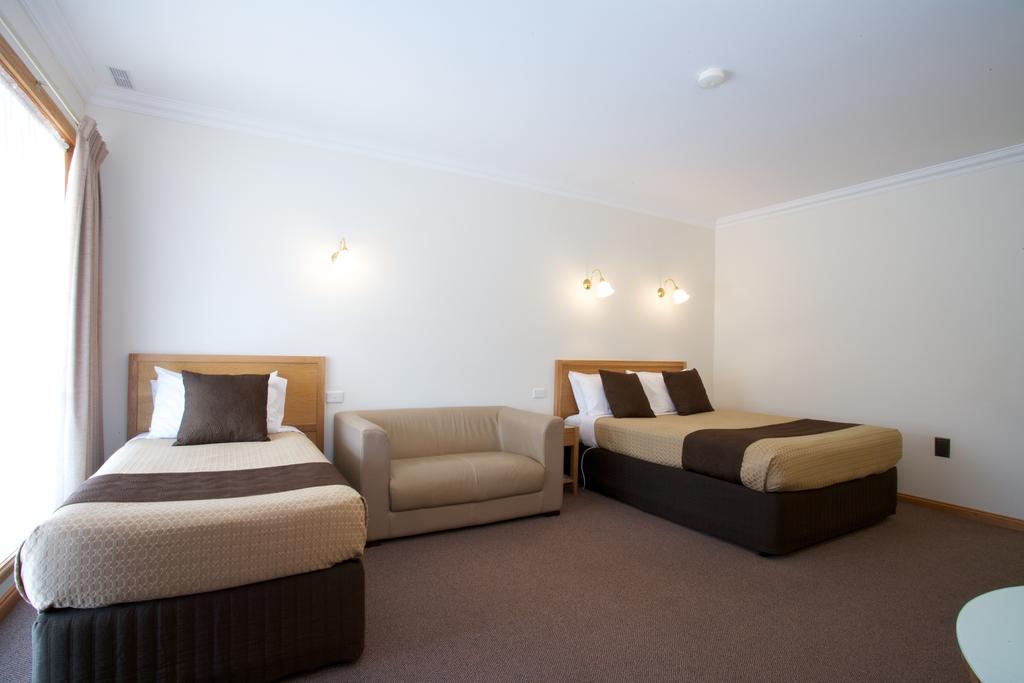 Golden Grain Motor Inn