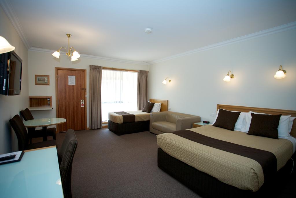 Golden Grain Motor Inn