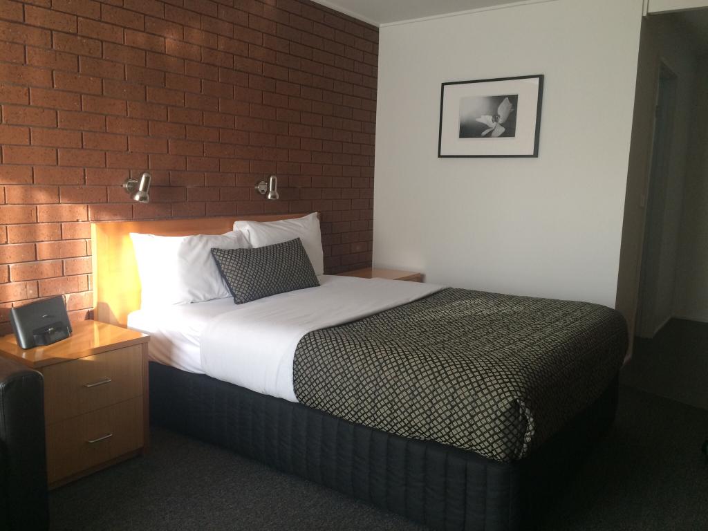 Hamilton Lonsdale Motel