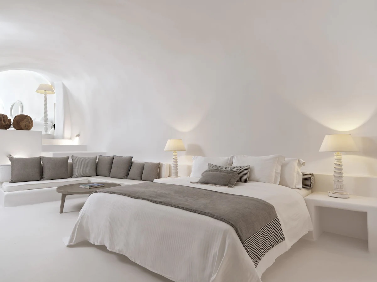 Chromata Santorini Hotel - The Leading Hotels Of The World