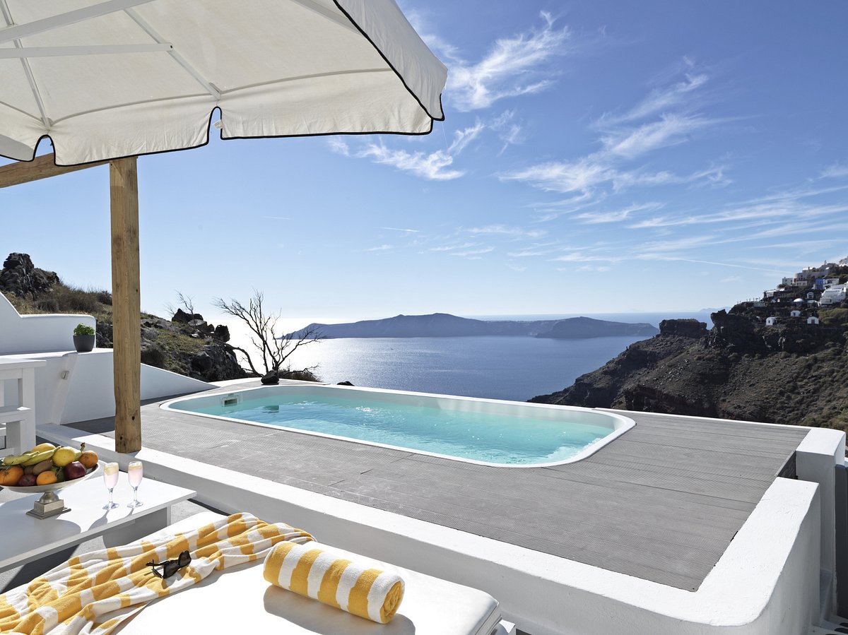 Chromata Santorini Hotel - The Leading Hotels Of The World