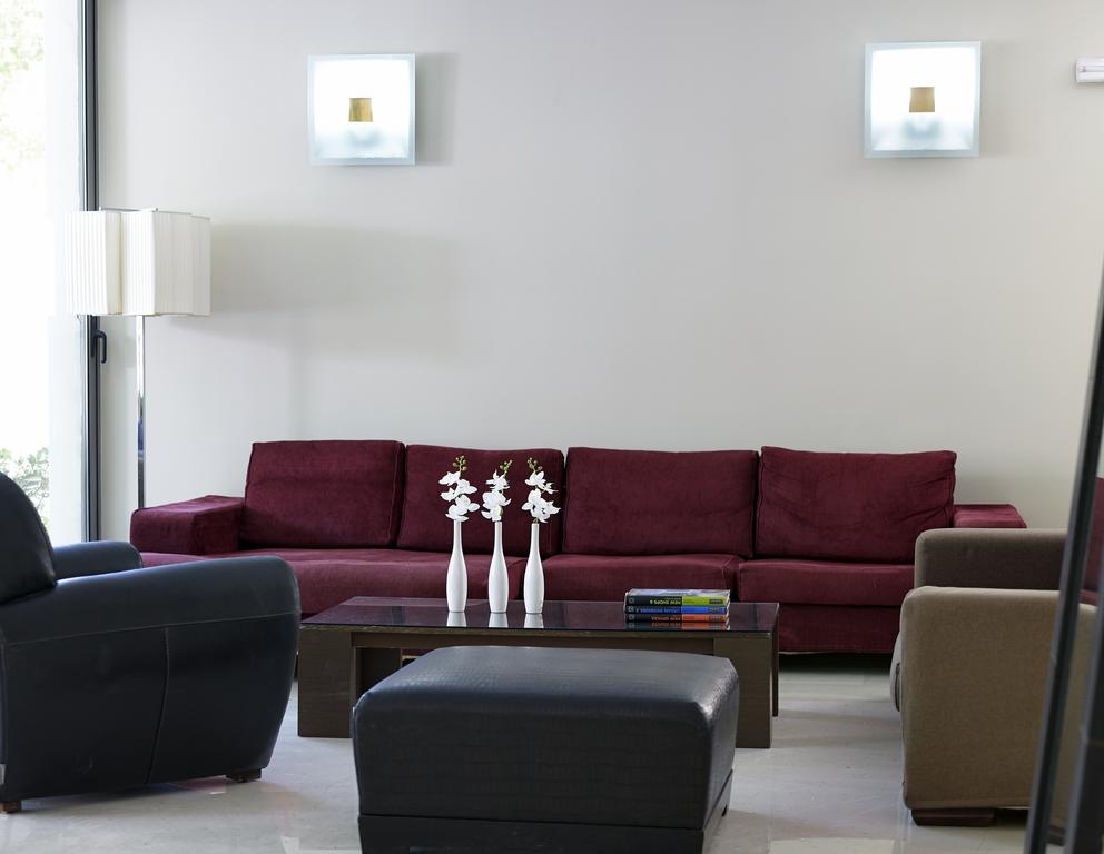 Angela Suites & Lobby