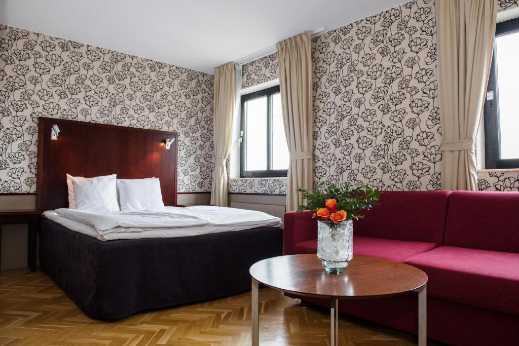 Best Western Plus Grand Hotel
