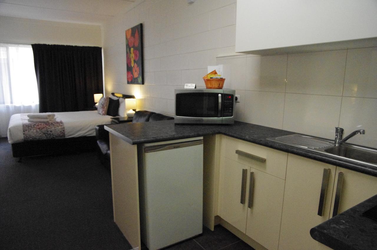Best Western Hamilton Lakeside Motel