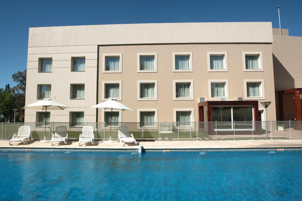 Howard Johnson Hotel And Casino Rio Cuarto