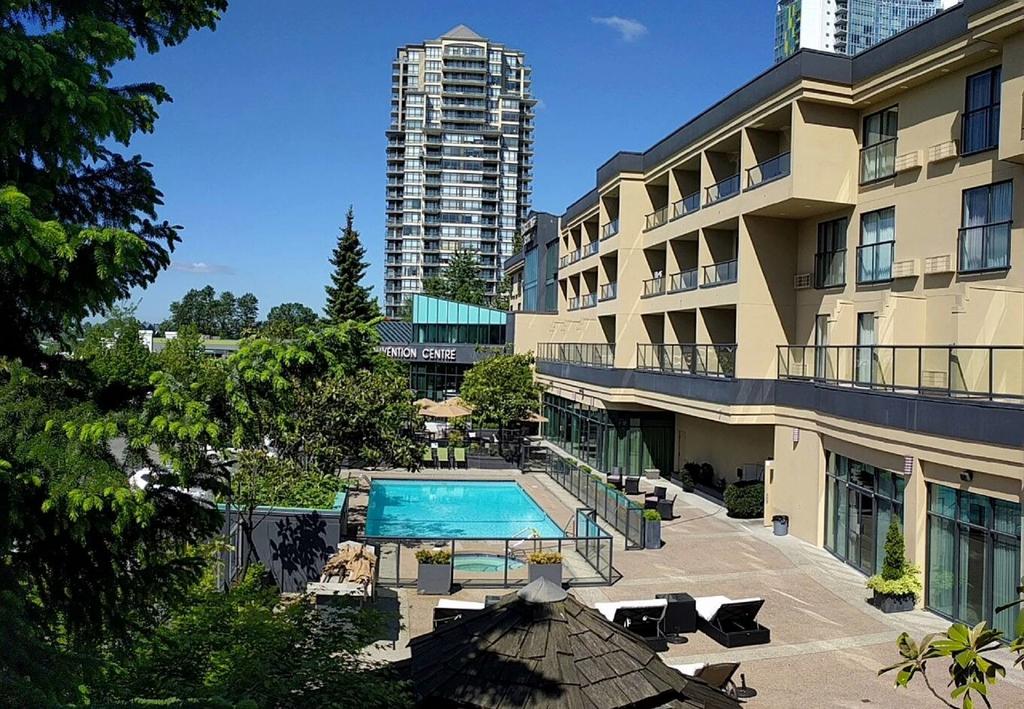 Executive Suites Hotel & Conference Centre Burnaby