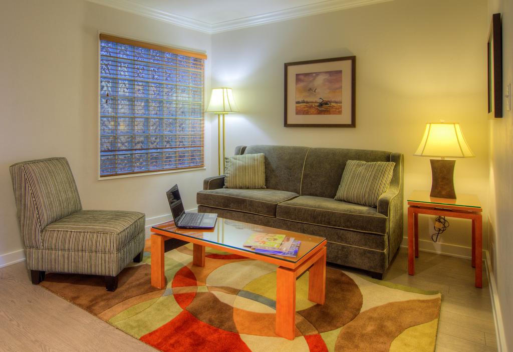 Executive Suites Hotel & Conference Centre Burnaby