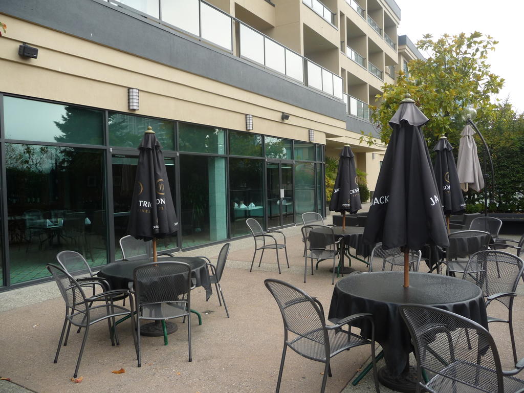 Executive Suites Hotel & Conference Centre Burnaby
