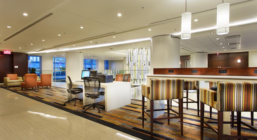 Courtyard by Marriott Montreal Downtown