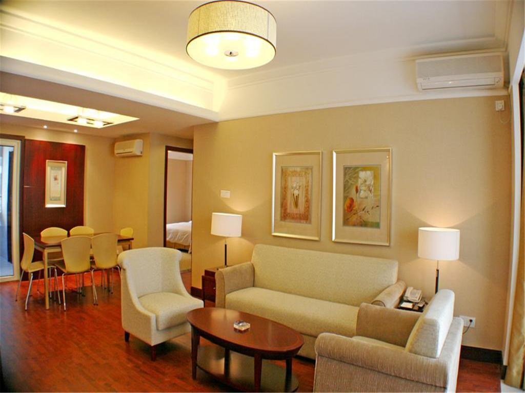 Golden Diamond Hotel