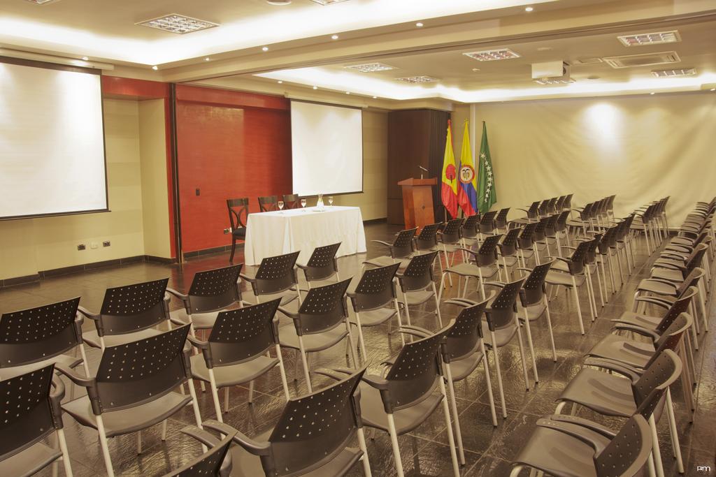 Abadia Plaza