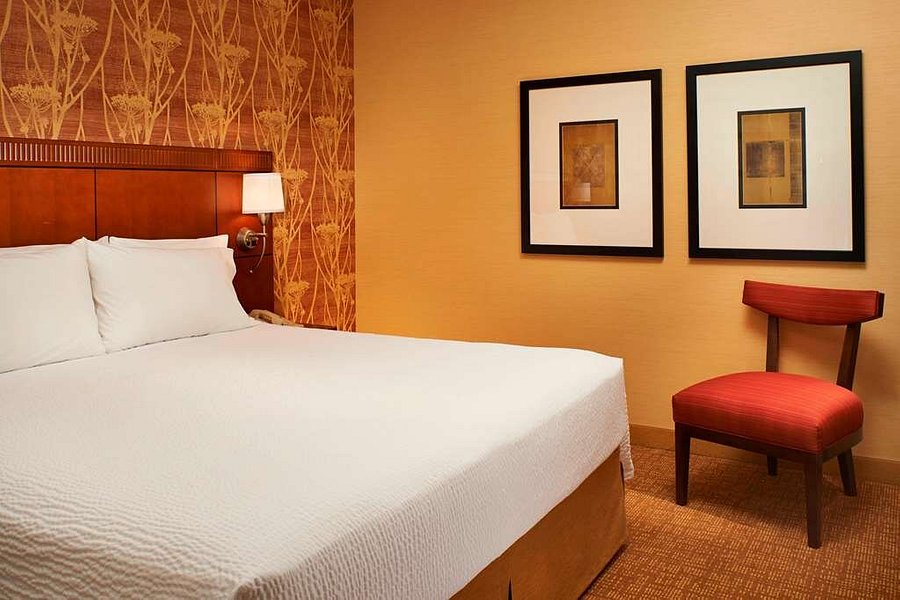 Sonesta Select Detroit Auburn Hills (Formerly Courtyard)