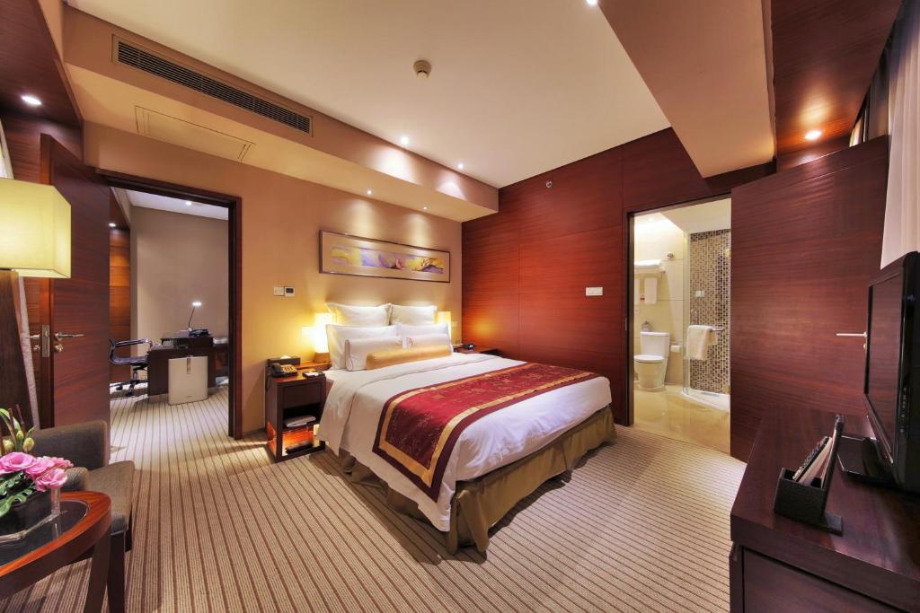 Ramada Plaza Shanghai Caohejing