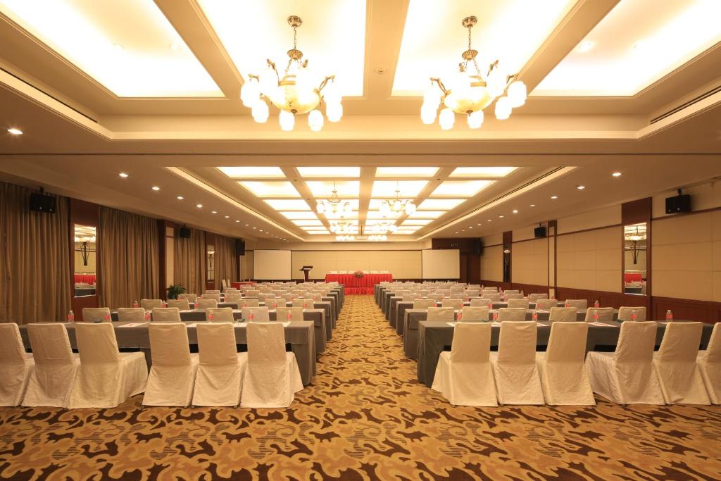 Ramada Plaza Shanghai Caohejing