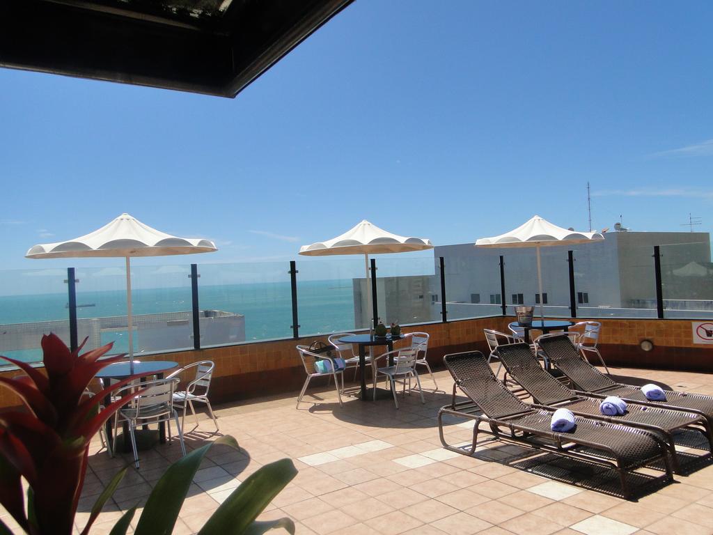 Plaza Praia Suites
