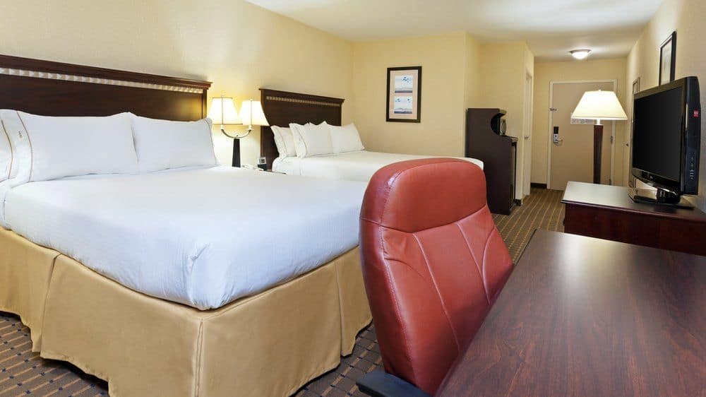 Holiday Inn Express & Suites Allentown West