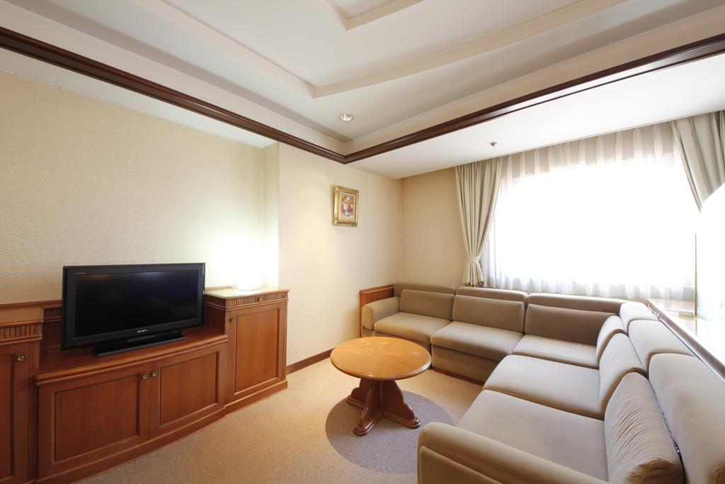 Hiroshima Garden Palace