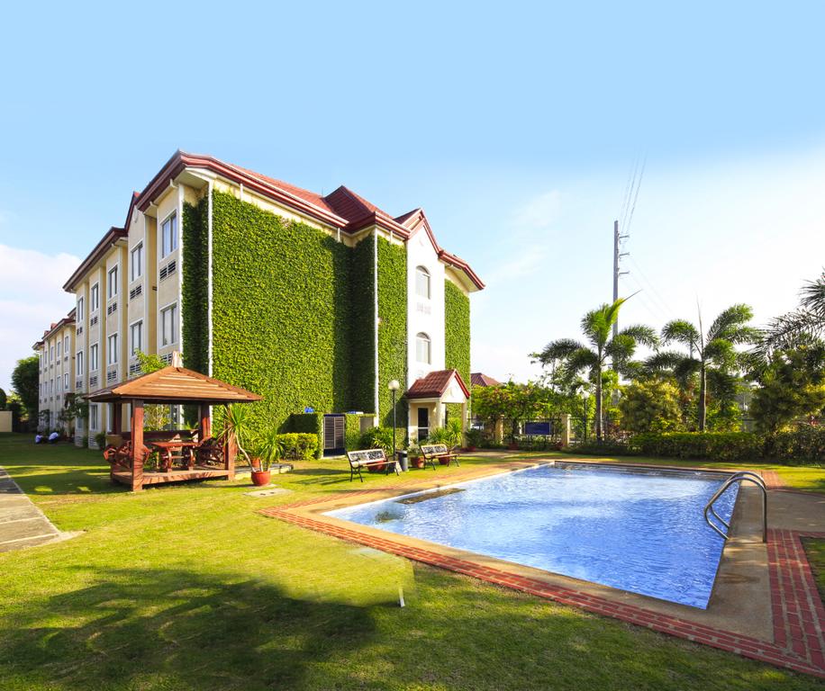 Microtel Inn Sto Tomas Batangas