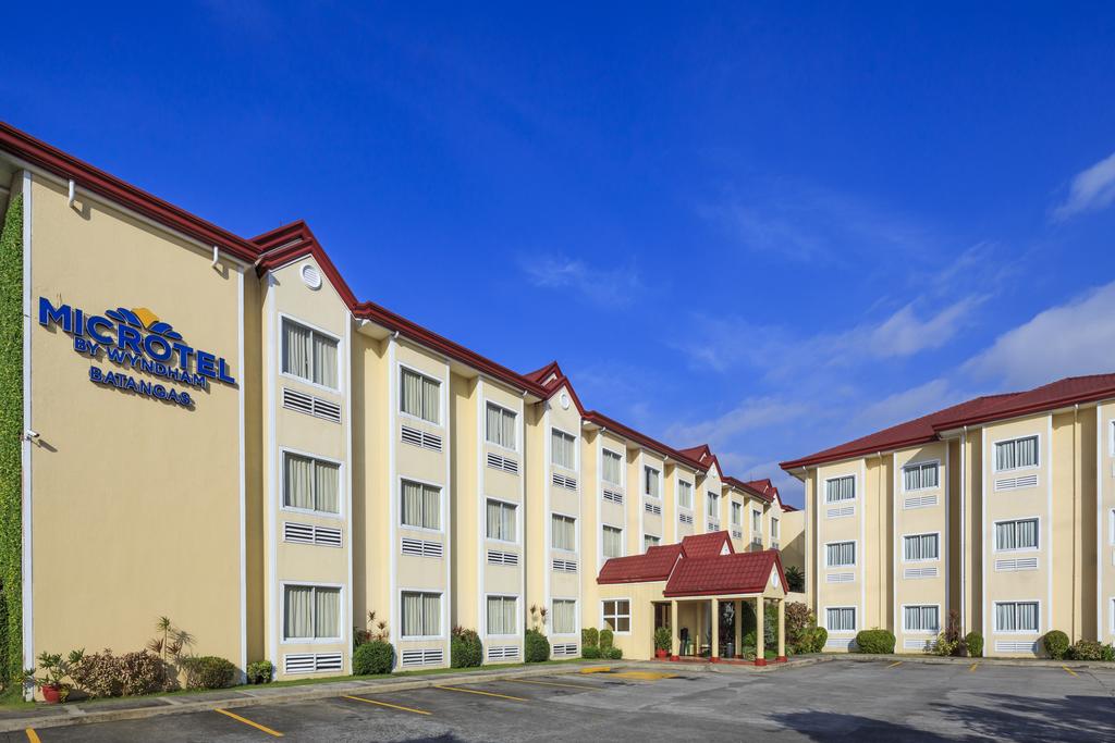 Microtel Inn Sto Tomas Batangas