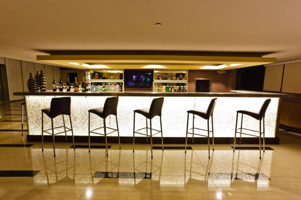 Ramada by Wyndham Manila Central