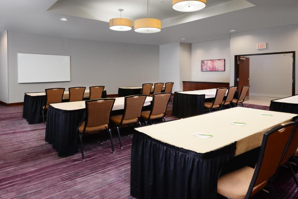 Courtyard by Marriott Houston Pearland