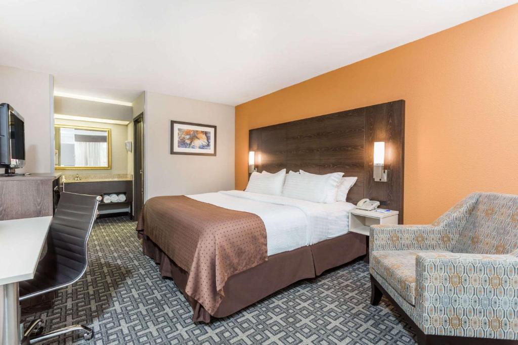 Baymont Inn & Suites Augusta Fort Gordon