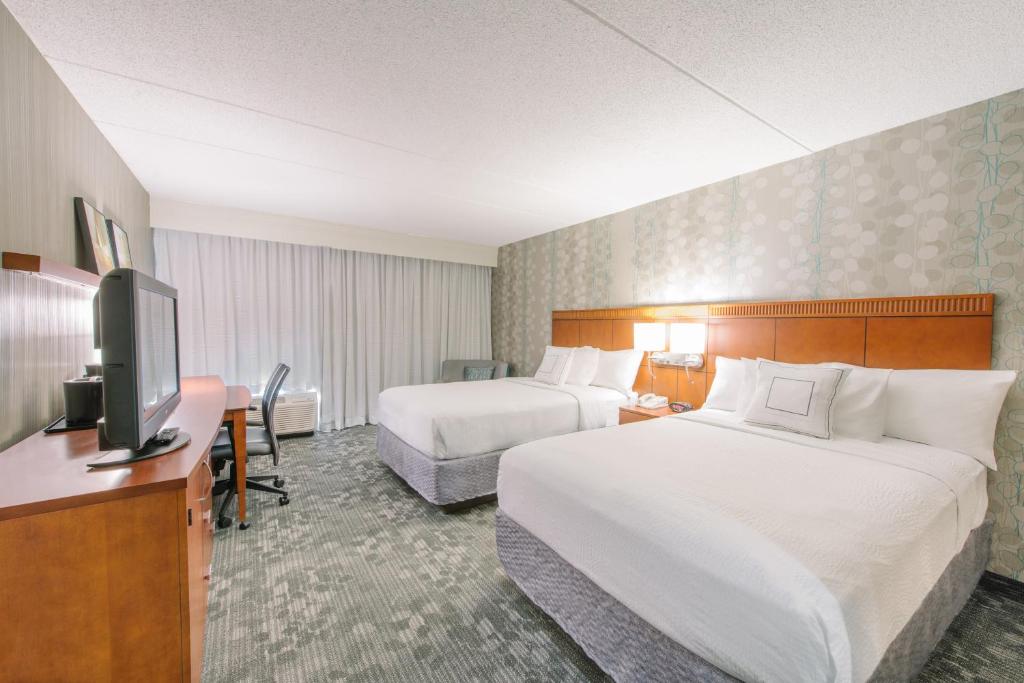 Courtyard by Marriott Nashua