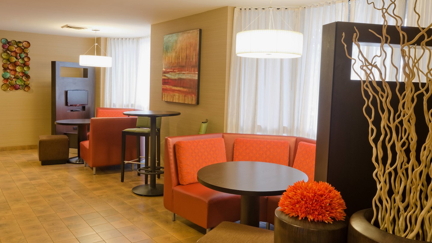 Courtyard by Marriott Layton