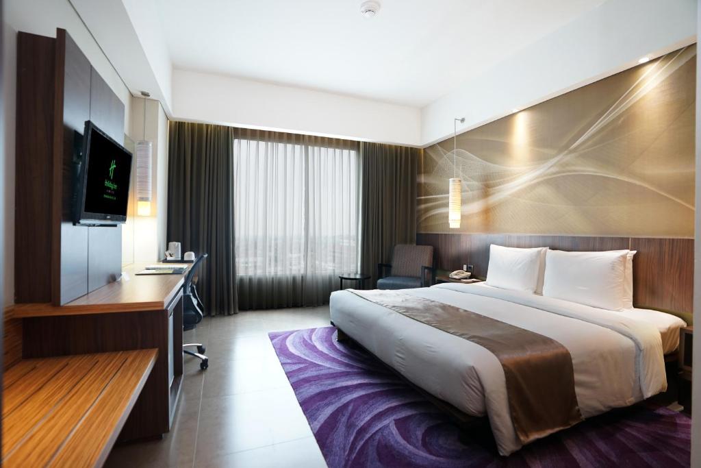 Holiday Inn Bandung Pasteur
