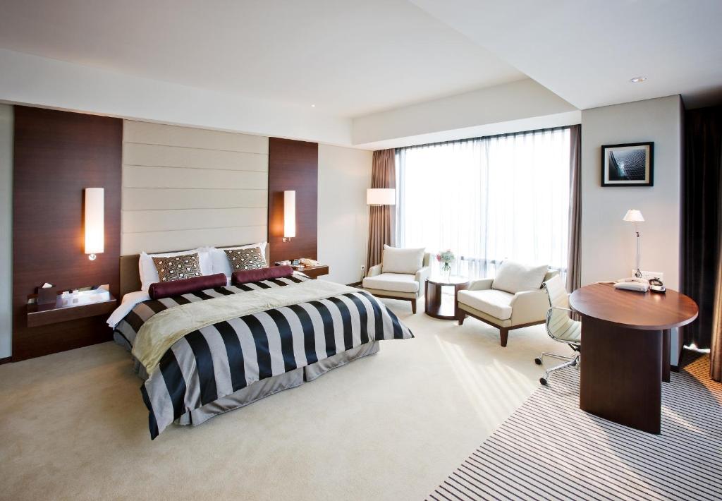 Ramada Plaza Suwon