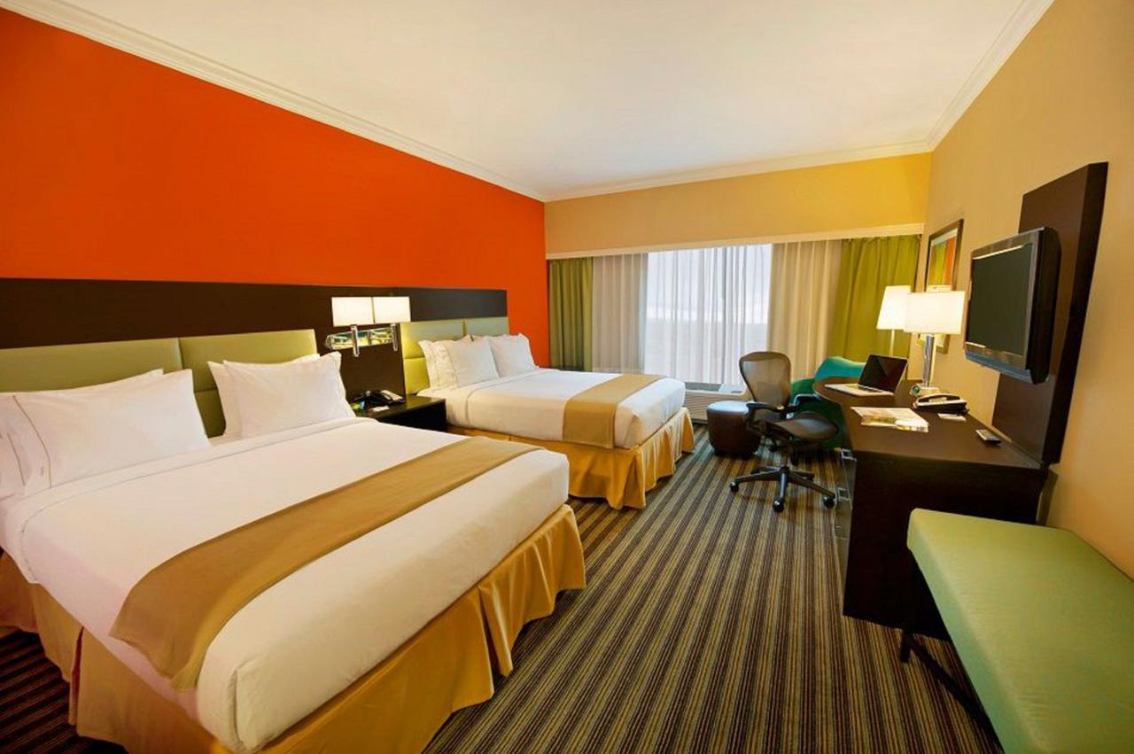 Holiday Inn Express Princeton Southeast