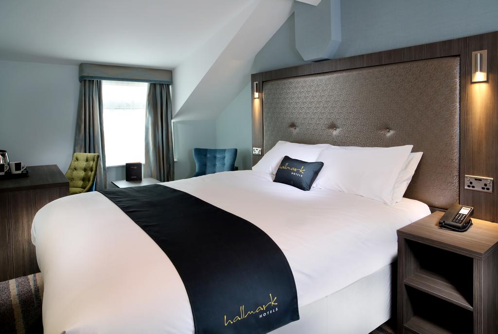Hallmark Hotel Llyndir Hall