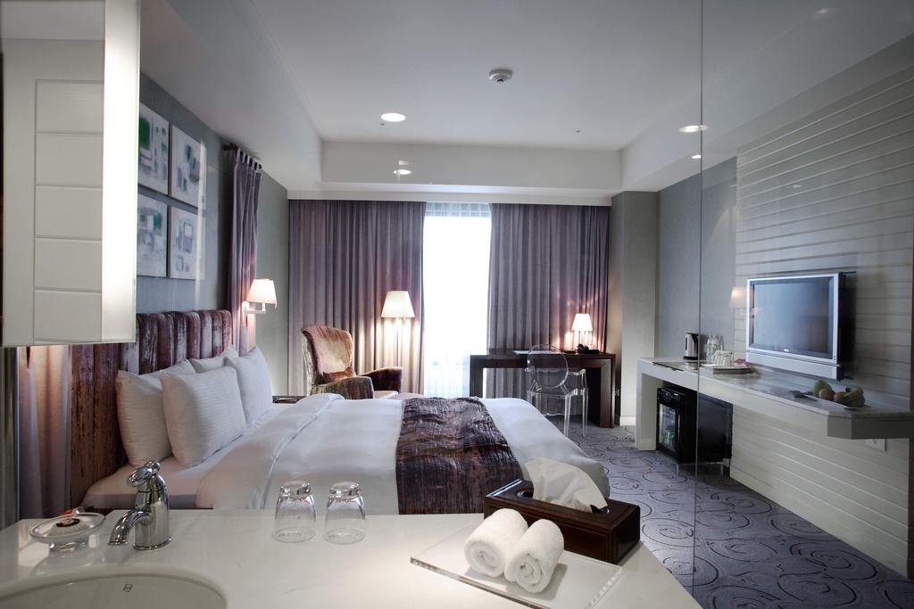 Grand Victoria Hotel
