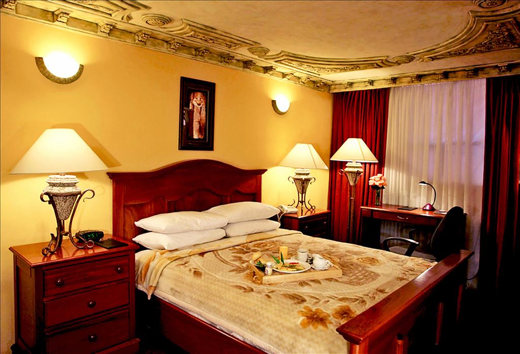 Howard Johnson Inn Guatemala City