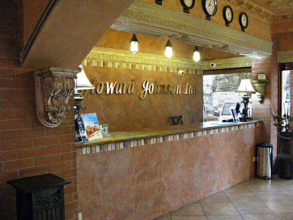 Howard Johnson Inn Guatemala City