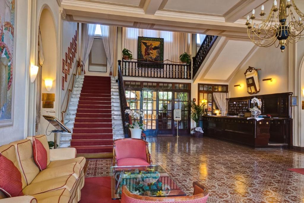 Grand Hotel Royal (Formerly Best Western)