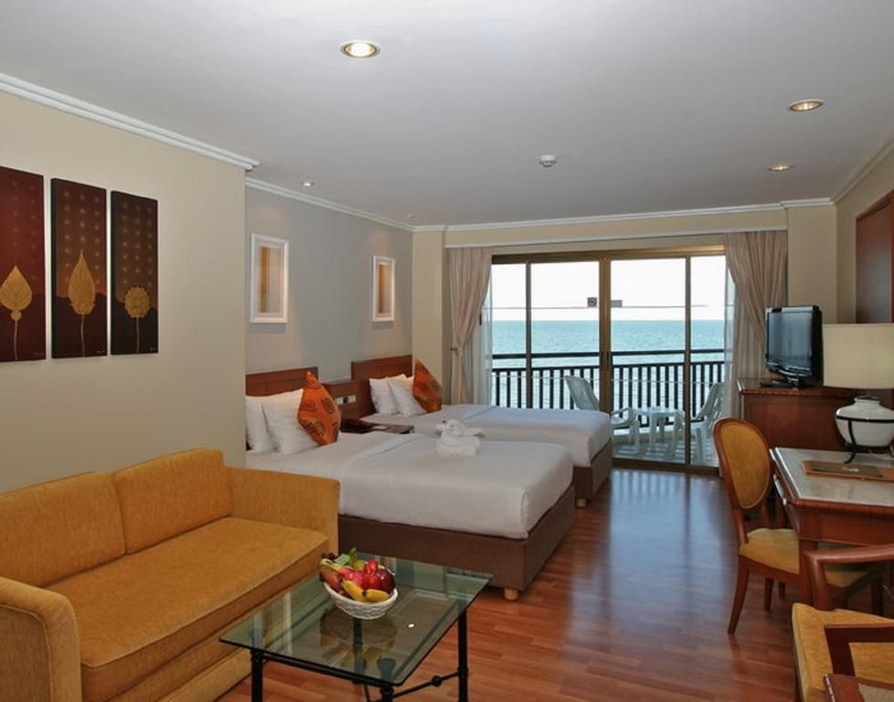 Imperial Hua Hin Beach Resort