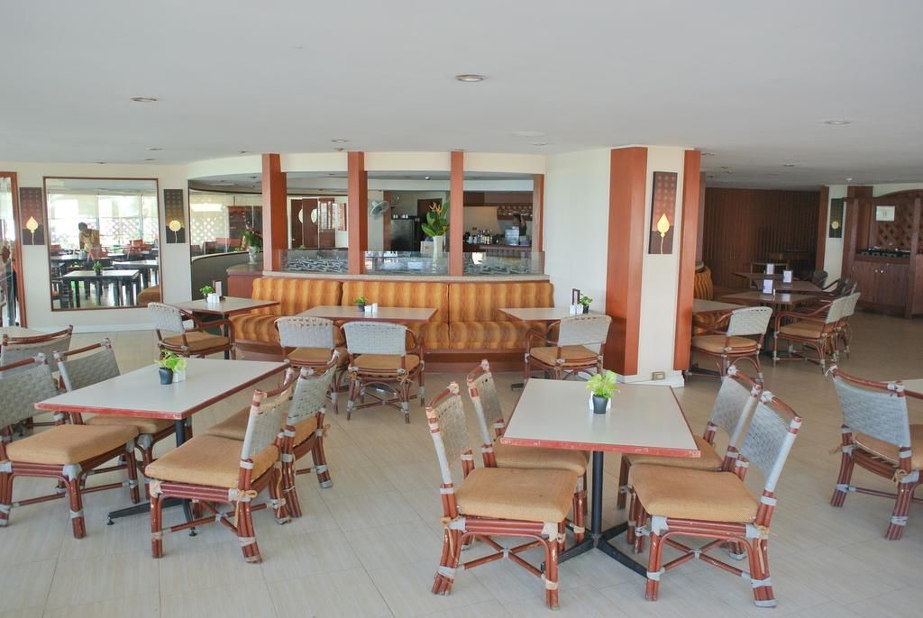 Imperial Hua Hin Beach Resort