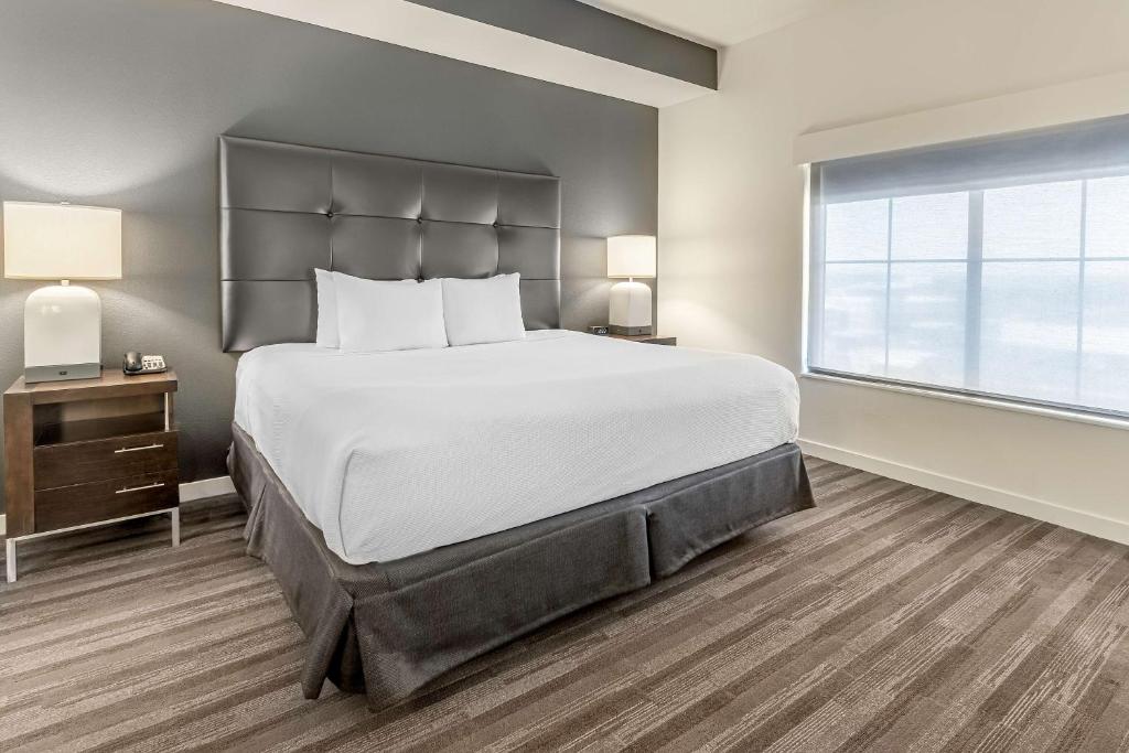 HYATT house Richmond-West