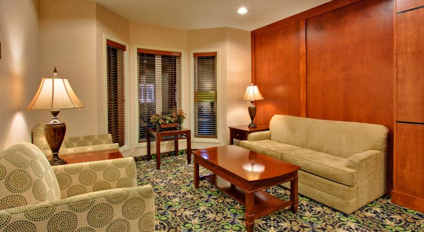 Staybridge Suites Calgary Airport