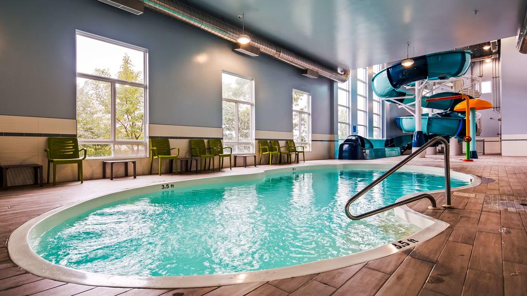 Best Western Plus Dartmouth Hotel & Suites