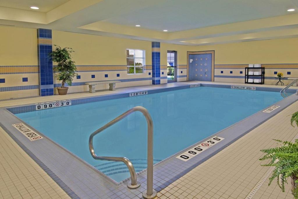 Staybridge Suites London