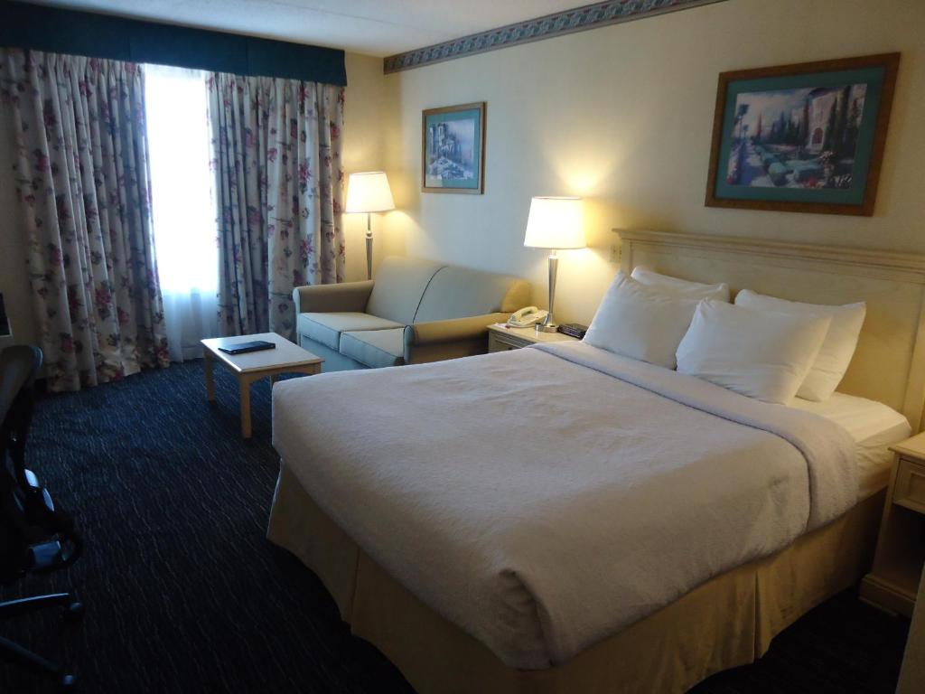 Ramada by Wyndham Trenton