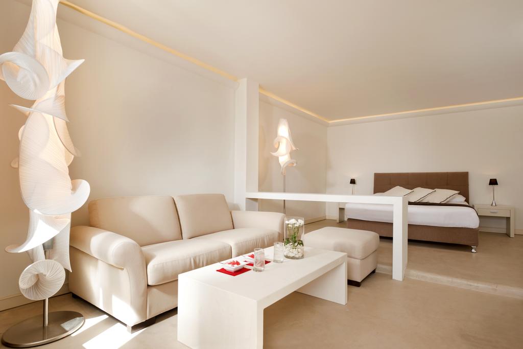 Galaxy Suites And Spa