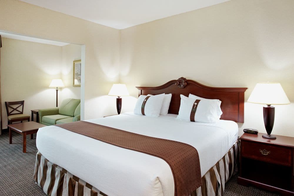 Holiday Inn Express Biloxi - Beach Blvd