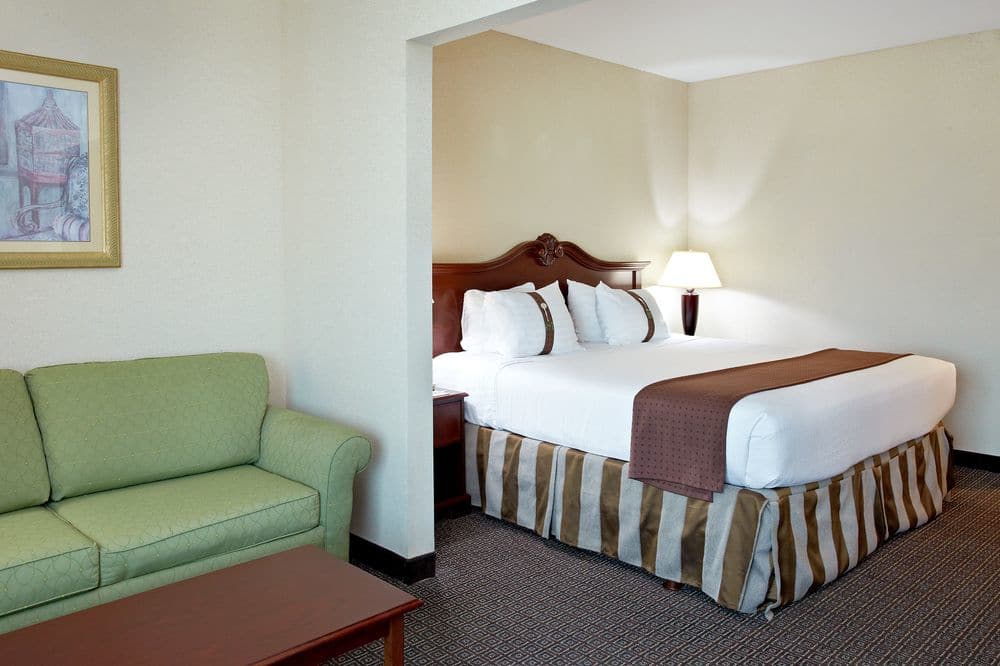 Holiday Inn Express Biloxi - Beach Blvd