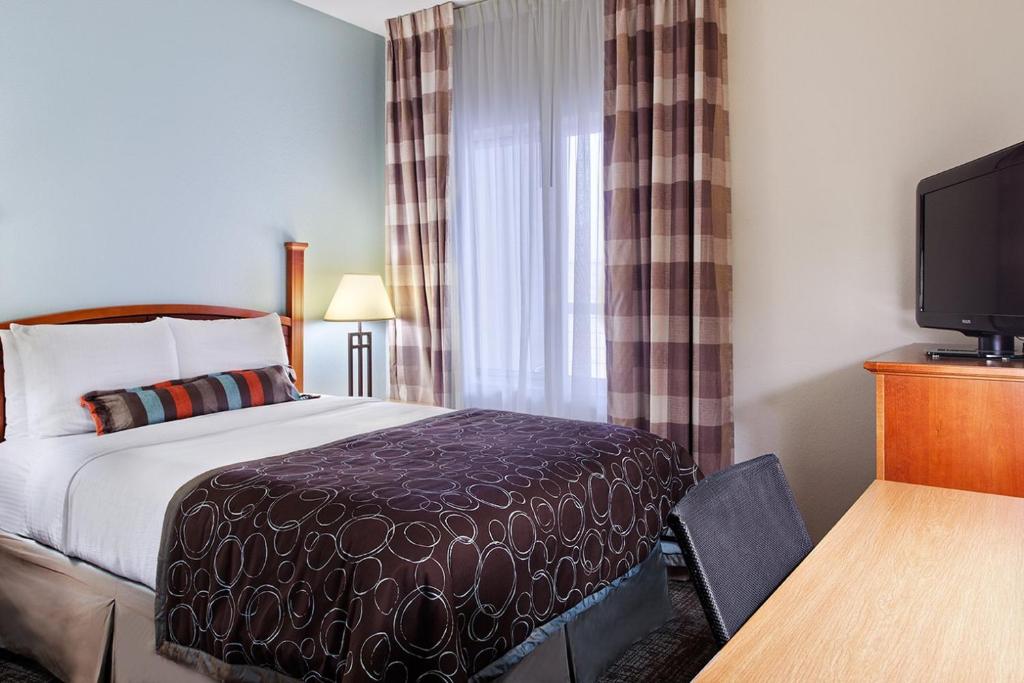 Staybridge Suites Chattanooga Downtown - Convention Center